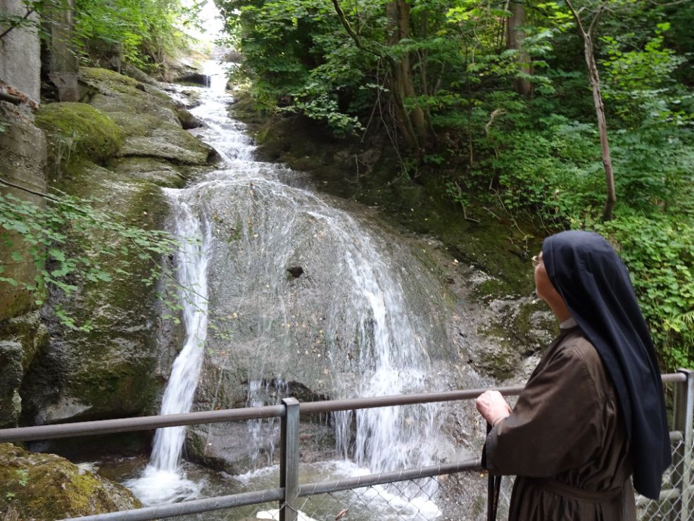 kleiner Wasserfall bei St. Georgen - hier hat sich der hl. Gallus niedergelassen